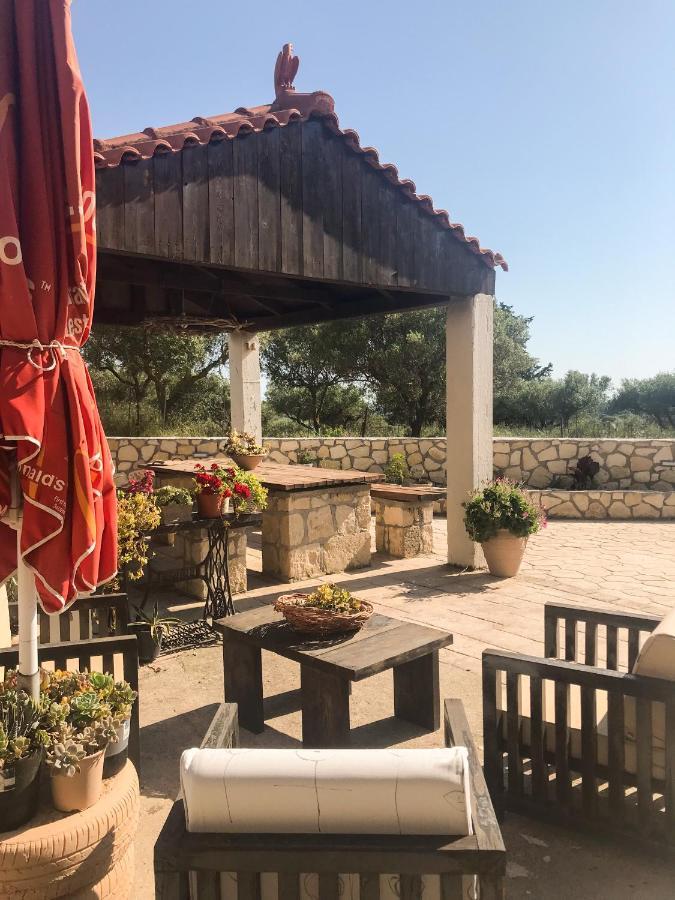 Villeta Nikol Lixouri Esterno foto