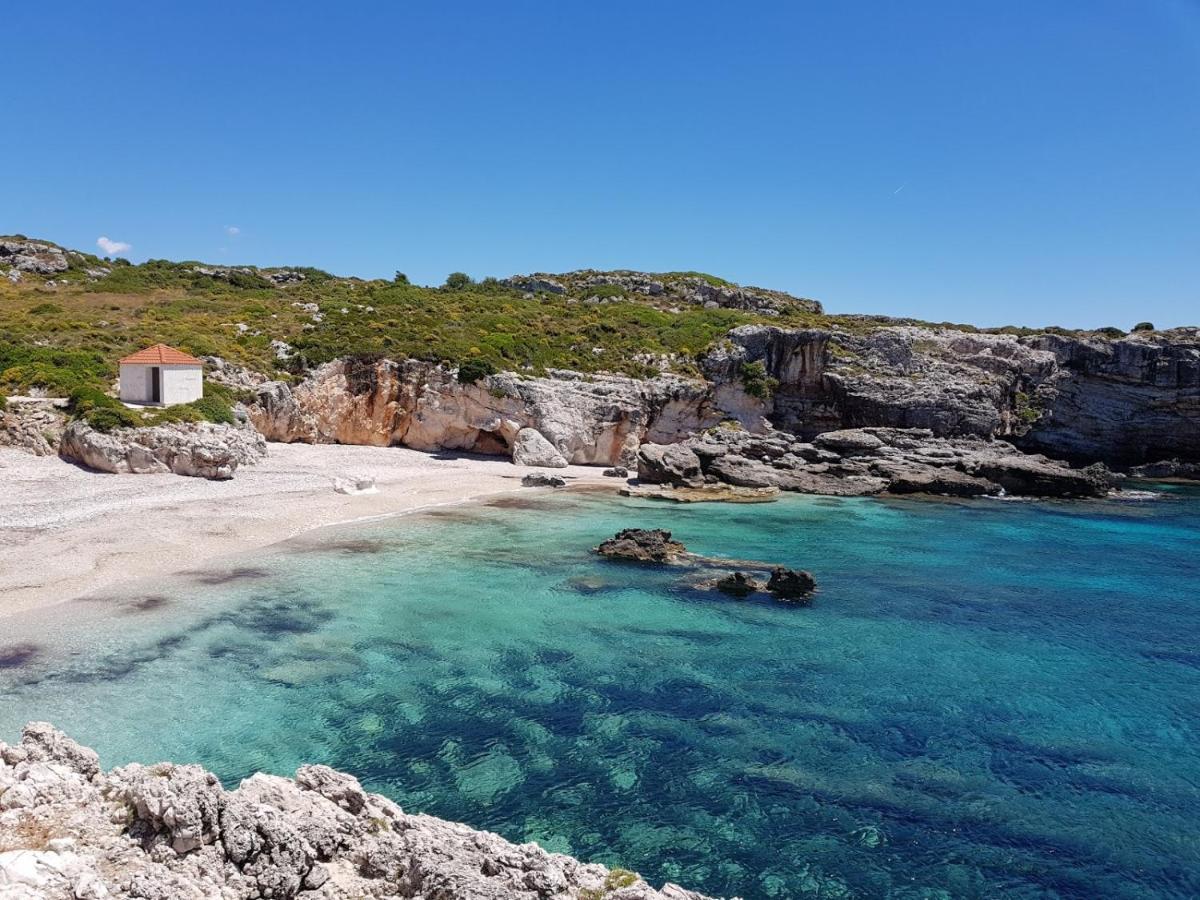 Villeta Nikol Lixouri Esterno foto